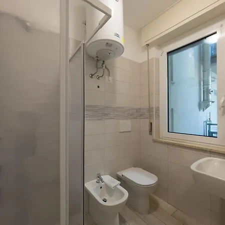 Lignano Flat With Balcony Lejlighed Lignano Sabbiadoro